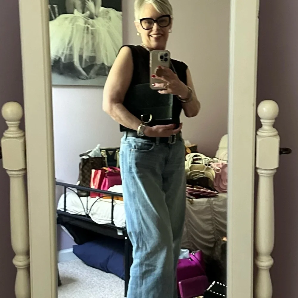 Louis Vuitton Black and Gold Epi Leather Clutch - Picture 11 of 12